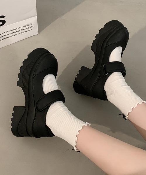 mebole(メボレ)の「厚底メリージェーンシューズ(パンプス・レディース・ブラック・SMALL/MEDIUM/LARGE)」の5枚目の写真