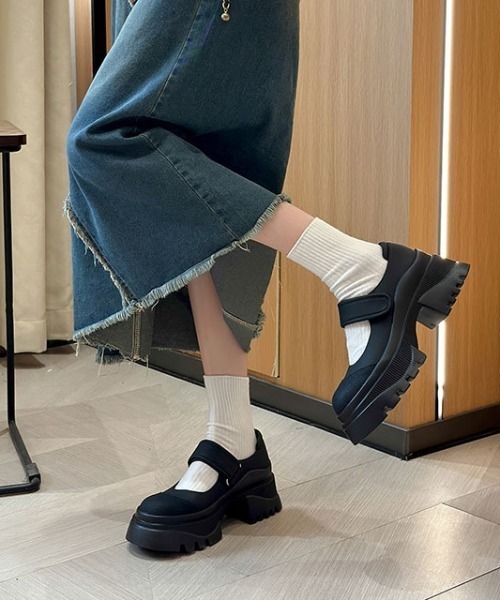 厚底メリージェーンシューズ（パンプス）｜mebole（メボレ）の