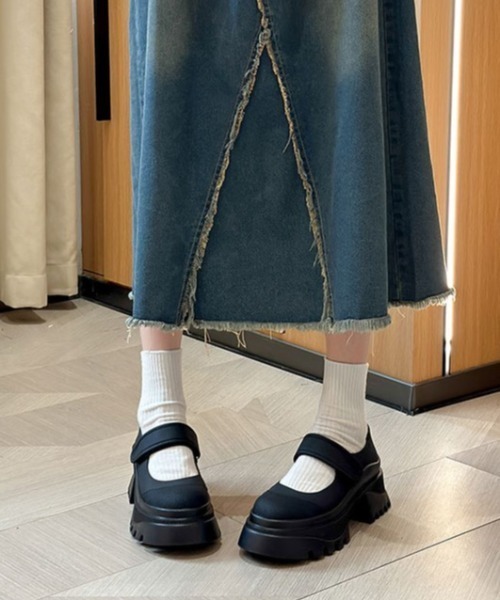 mebole(メボレ)の「厚底メリージェーンシューズ(パンプス・レディース・ブラック・SMALL/MEDIUM/LARGE)」の13枚目の写真