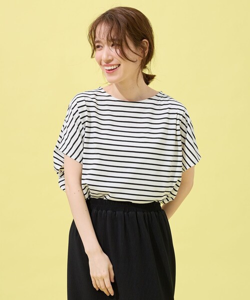 ANY(エニィ)の「【洗濯機可/UVケア/接触冷感】フレンチスリーブロゴ・カラーTシャツ(Tシャツ/カットソー・レディース・ベージュ系5/ブラック系/オールドローズ系/アイボリー系1/グレー系1/アイボリー系5/ブラウン系/ブルー系・F)」の6枚目の写真