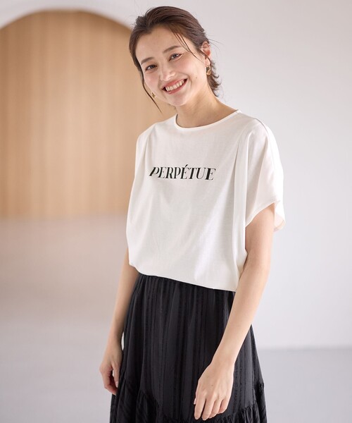 ANY(エニィ)の「【洗濯機可/UVケア/接触冷感】フレンチスリーブロゴ・カラーTシャツ(Tシャツ/カットソー・レディース・ベージュ系5/ブラック系/オールドローズ系/アイボリー系1/グレー系1/アイボリー系5/ブラウン系/ブルー系・F)」の7枚目の写真