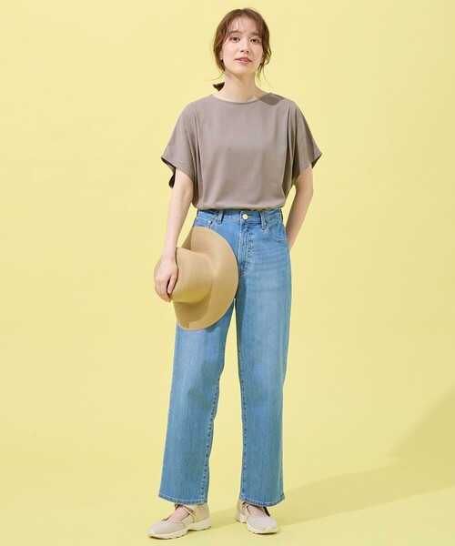 ANY(エニィ)の「【洗濯機可/UVケア/接触冷感】フレンチスリーブロゴ・カラーTシャツ(Tシャツ/カットソー・レディース・ベージュ系5/ブラック系/オールドローズ系/アイボリー系1/グレー系1/アイボリー系5/ブラウン系/ブルー系・F)」の9枚目の写真