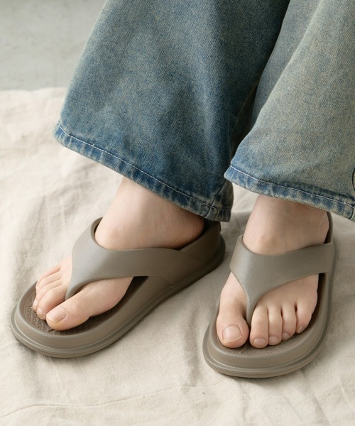 CIAOPANIC TYPY(チャオパニックティピー)の「■【UNISEX】【CARIGA】フリップサンダル(サンダル・レディース・ブラック/ホワイト/ベージュ・23/24/25/26/27/28)」の3枚目の写真