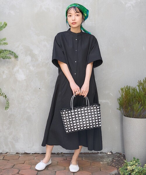 FREAK'S STORE（フリークスストア）の「※入荷NG　マオカラー 半袖フレアワンピース/シャツワンピース（シャツワンピース・レディース・ベージュ/ブラック/オフホワイト/ブルー・ﾌﾘ-）」の18枚目の写真