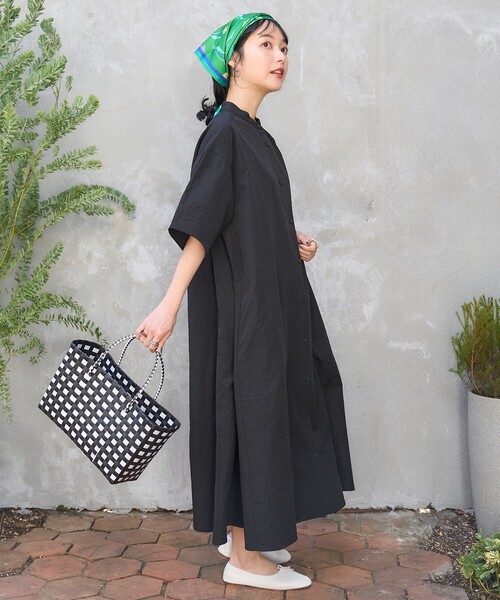 FREAK'S STORE（フリークスストア）の「※入荷NG　マオカラー 半袖フレアワンピース/シャツワンピース（シャツワンピース・レディース・ベージュ/ブラック/オフホワイト/ブルー・ﾌﾘ-）」の22枚目の写真