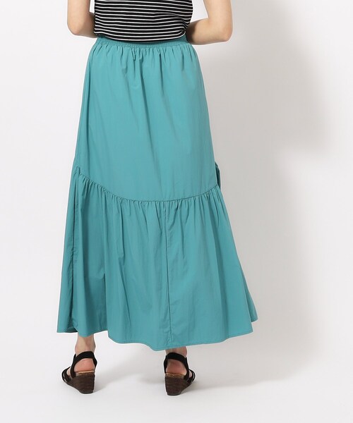 DRESKIP（ドレスキップ）の「◆マットナイロンカーブティアードスカート（スカート・レディース・ブラック/ベージュ/ブルー・02/03/04）」の12枚目の写真