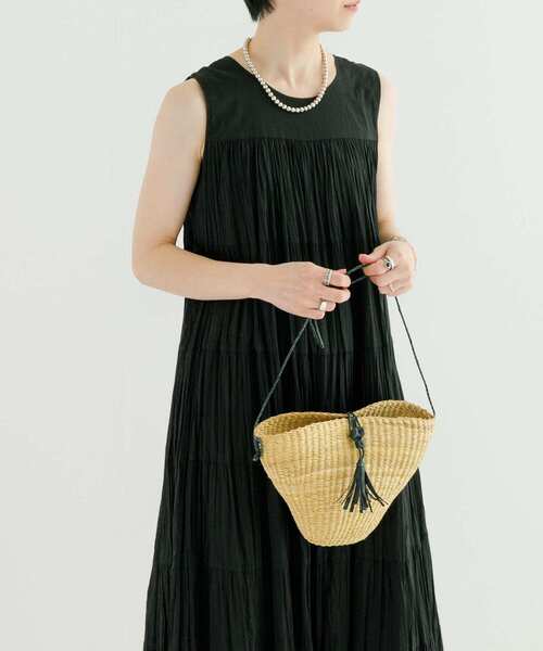 URBAN RESEARCH(アーバンリサーチ)の「ボルガバスケットショルダーバッグ(ショルダーバッグ・レディース・ピンク/ナチュラル/ブラック系その他・-)」の4枚目の写真