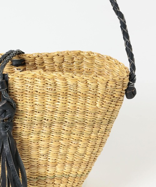 URBAN RESEARCH(アーバンリサーチ)の「ボルガバスケットショルダーバッグ(ショルダーバッグ・レディース・ピンク/ナチュラル/ブラック系その他・-)」の20枚目の写真