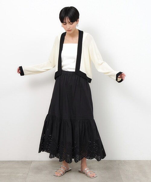 OPAQUE.CLIP(オペークドットクリップ)の「◆カットワークレースティアードスカート【洗える】(スカート・レディース・ブラック/ホワイト・40/38/36)」の4枚目の写真