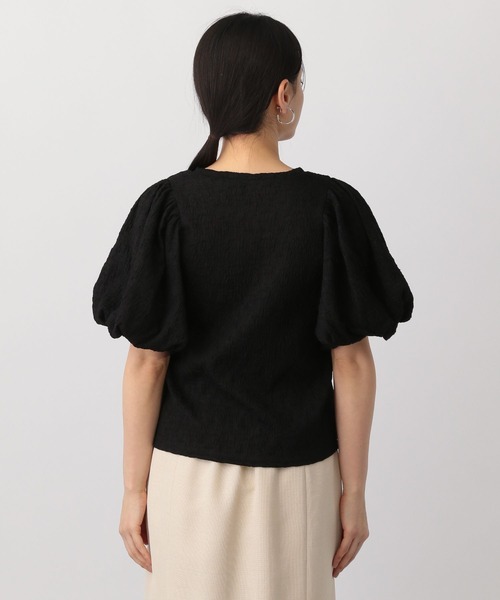 A part by（アパートバイ）の「ジャガードシアーパフ_半袖（Tシャツ/カットソー・レディース・ブラック/オフホワイト・FREE）」の17枚目の写真