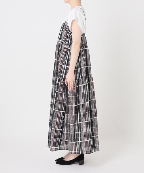 B.C STOCK（ベーセーストック）の「ハンドドロープリントキャミワンピース（ワンピース・レディース・ブルー/ブラック系その他/ピンク/ブラック・FREE）」の16枚目の写真