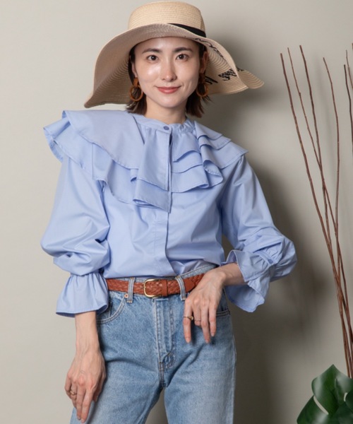 MHBG TOKYO（エムエイチビージートーキョー）の「ラッフルフリルシャツ（シャツ/ブラウス・レディース・サックスブルー/アイボリー・FREE）」の2枚目の写真