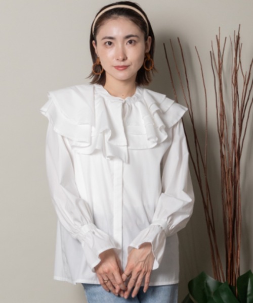 MHBG TOKYO（エムエイチビージートーキョー）の「ラッフルフリルシャツ（シャツ/ブラウス・レディース・サックスブルー/アイボリー・FREE）」の11枚目の写真