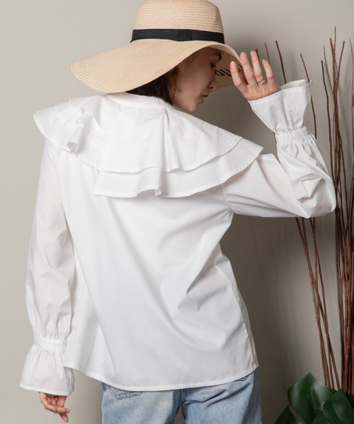 MHBG TOKYO（エムエイチビージートーキョー）の「ラッフルフリルシャツ（シャツ/ブラウス・レディース・サックスブルー/アイボリー・FREE）」の12枚目の写真