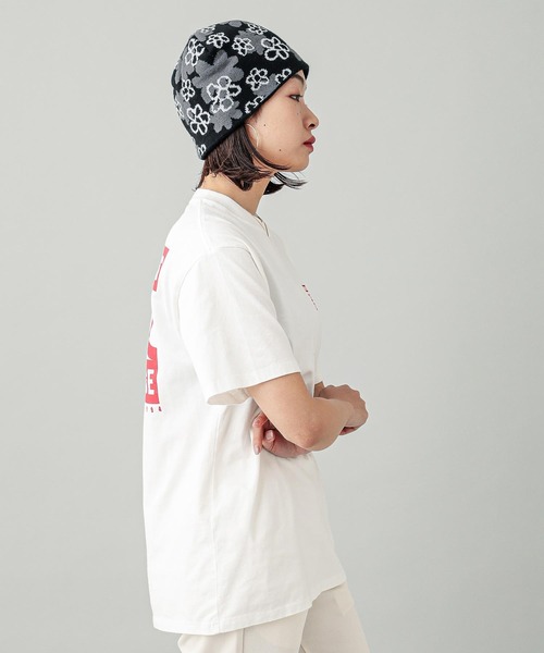 X-girl（エックスガール）の「2 BOX MILLS LOGO S/S TEE（Tシャツ/カットソー・レディース・ブラック/オリーブ/ホワイト・S/M/L/XL）」の4枚目の写真