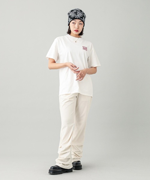 X-girl（エックスガール）の「2 BOX MILLS LOGO S/S TEE（Tシャツ/カットソー・レディース・ブラック/オリーブ/ホワイト・S/M/L/XL）」の8枚目の写真