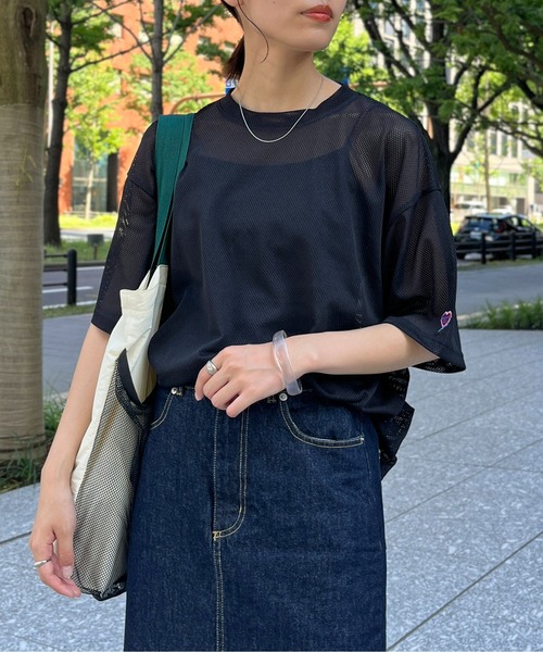 CPCM(シーピーシーエム)の「メッシュスピンドルT(Tシャツ/カットソー・レディース・チャコールグレー/ブラック/グレイッシュベージュ/ネイビー・SMALL/MEDIUM/LARGE)」の2枚目の写真