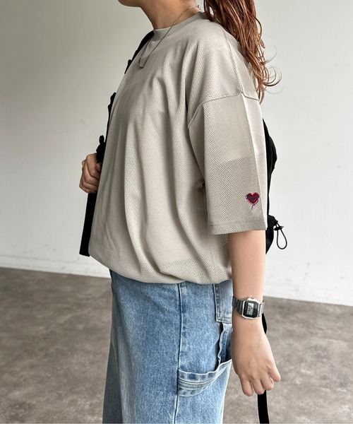 CPCM(シーピーシーエム)の「メッシュスピンドルT(Tシャツ/カットソー・レディース・チャコールグレー/ブラック/グレイッシュベージュ/ネイビー・SMALL/MEDIUM/LARGE)」の16枚目の写真