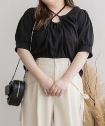 ホルターネックリブプルオーバー