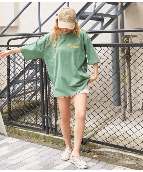 anap mimpi(アナップミンピ)の「メッセージ ワンポイント刺繍 コットン ビッグTシャツ(Tシャツ/カットソー・レディース・ネイビー/ホワイト/グリーン・FREE)」の14枚目の写真