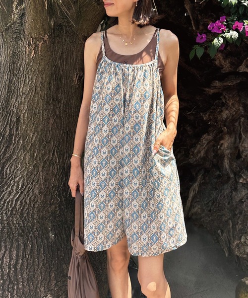 【新品未使用】sandlessmoon 水陸両用jasmine ロンパース 新品】sandlessmoon 水陸両用 jasmineロンパース