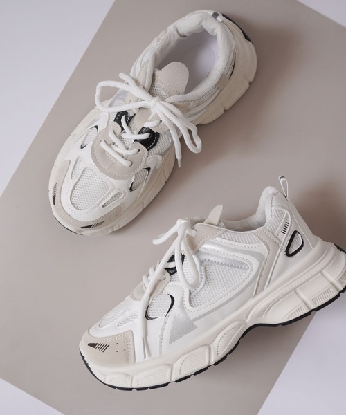 ammy.（エイミードット）の「【 ammy. / エイミードット 】 ボリュームソール スニーカー（スニーカー・レディース・ホワイト・S/M/L）」の2枚目の写真