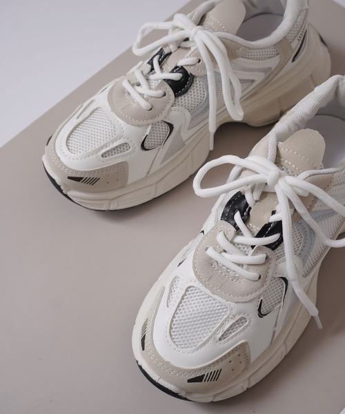 ammy.（エイミードット）の「【 ammy. / エイミードット 】 ボリュームソール スニーカー（スニーカー・レディース・ホワイト・S/M/L）」の3枚目の写真