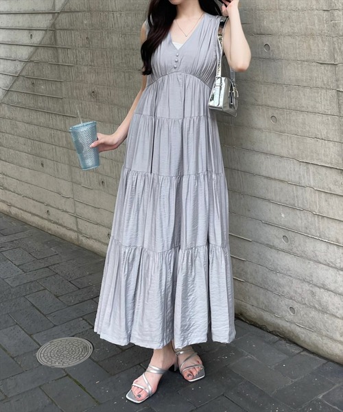 clear（クリア）の「Vネックノースリーブティアードワンピース≪2024SS≫（ワンピース・レディース・ブラック/グレー/パープル・F）」の3枚目の写真