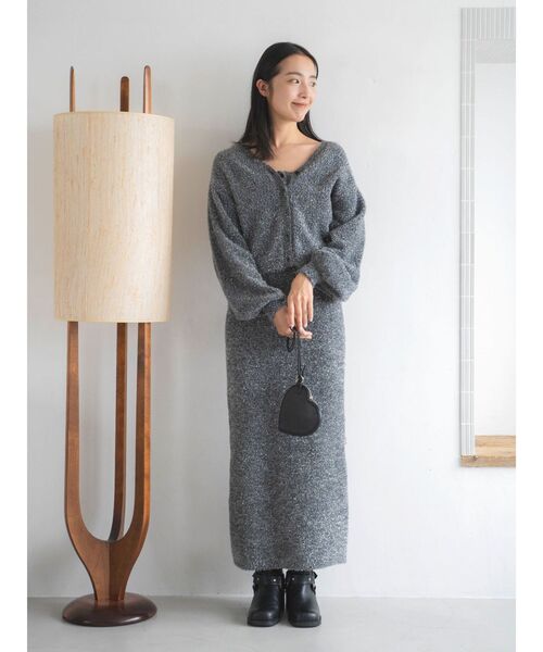 Ungrid（アングリッド）の「ラメニットアンサンブル（ニット/セーター・レディース・ブラック/シルバー・FREE）」の10枚目の写真