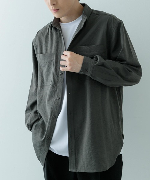 ITEMS URBANRESEARCH(アイテムズ アーバンリサーチ)の「ダブルポケットユーティリティーシャツ(シャツ/ブラウス・メンズ・ダークグレー/ブラウン系その他/カーキ・MEDIUM/LARGE)」の1枚目の写真