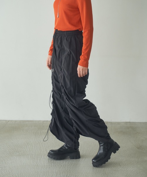 Happy John（ハッピージョン）の「drawstring gather wide pants/ドロストギャザーワイドパンツ（その他パンツ・レディース・シルバー/ブラック・SMALL/MEDIUM）」の12枚目の写真