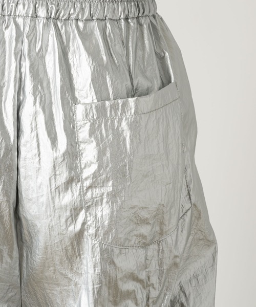 Happy John（ハッピージョン）の「drawstring gather wide pants/ドロストギャザーワイドパンツ（その他パンツ・レディース・シルバー/ブラック・SMALL/MEDIUM）」の5枚目の写真