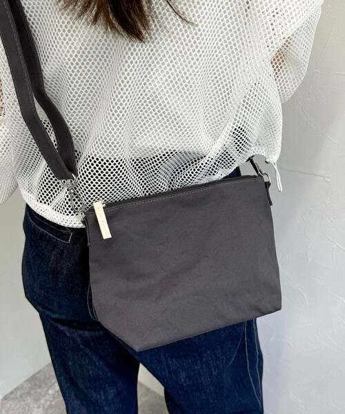 fredy emue（フレディエミュ）の「モールスキンキャンバスポーチ付トートバック（トートバッグ・レディース・ブラック/ミント・FREE）」の17枚目の写真