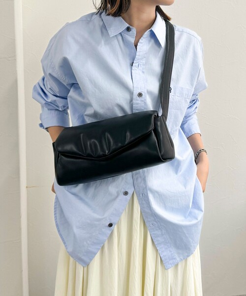 fredy emue（フレディエミュ）の「パデットロールボディバッグ（ボディバッグ/ウエストポーチ・レディース・ブラック/キャメル・FREE）」の16枚目の写真