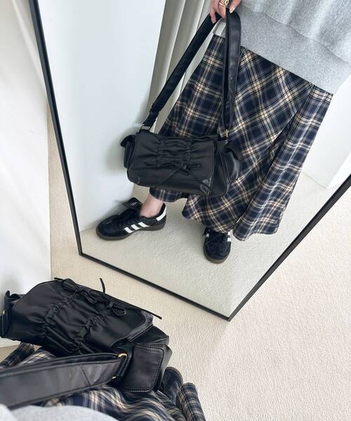 MAJESTIC LEGON（マジェスティックレゴン）の「チェックマーメイドスカート（スカート・レディース・グリーン系その他/ブラウン系その他2/ベージュ系その他2/ブルー系その他4・MEDIUM）」の4枚目の写真