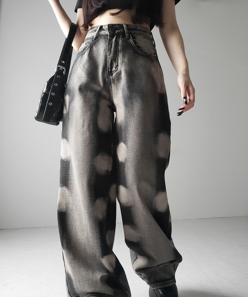 me+em select(ミームセレクト)の「※※【 2color / 4size 】サイドオーバーダイヴィンテージブリーチワイドデニム / side overdyed vintage bleached wide denim(デニムパンツ・レディース・ブラック/ブルー・SMALL/MEDIUM/LARGE/X-LARGE)」の21枚目の写真