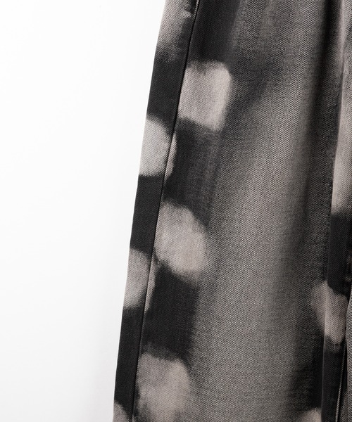 me+em select(ミームセレクト)の「※※【 2color / 4size 】サイドオーバーダイヴィンテージブリーチワイドデニム / side overdyed vintage bleached wide denim(デニムパンツ・レディース・ブラック/ブルー・SMALL/MEDIUM/LARGE/X-LARGE)」の20枚目の写真