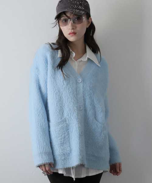 Girly Doll(ガーリードール)の「オーバーサイズVネックニットカーディガン(カーディガン/ボレロ・レディース・ブラック/ピンク/グレー/ネイビー/ホワイト/ブラウン/ブルー/モカ・F)」の7枚目の写真