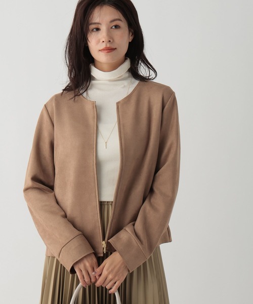 Elura(エルーラ)の「スウェードライクストレッチジャケット/133677(ノーカラージャケット・レディース・ダークブラウン/ベージュ・FREE)」の2枚目の写真