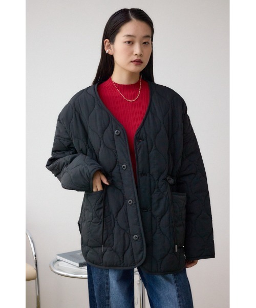 AZUL by moussy(アズールバイマウジー)の「キルティングウエストドローブルゾン(ブルゾン・レディース・チャコールグレー/ブラック/アイボリー・SMALL/MEDIUM)」の1枚目の写真
