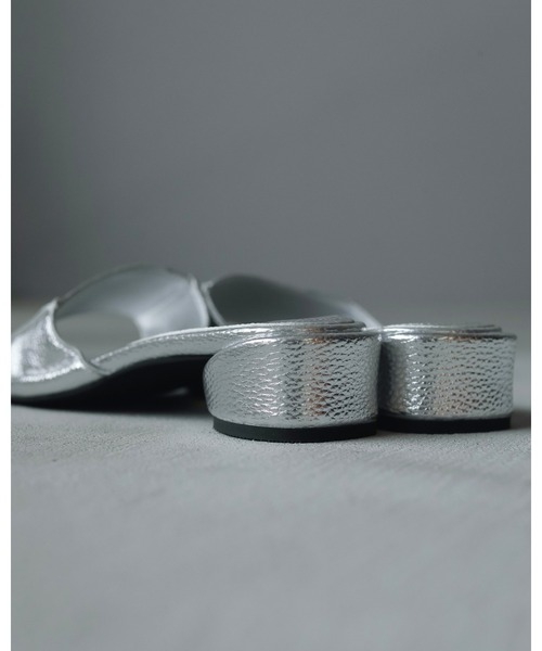 anuke（アンヌーク）の「Square Ecoleather Sandals（サンダル・レディース・ブラック/クリーム/シルバー・36inch/37inch/38inch）」の10枚目の写真