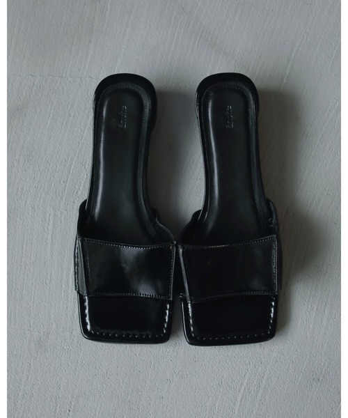 anuke（アンヌーク）の「Square Ecoleather Sandals（サンダル・レディース・ブラック/クリーム/シルバー・36inch/37inch/38inch）」の11枚目の写真