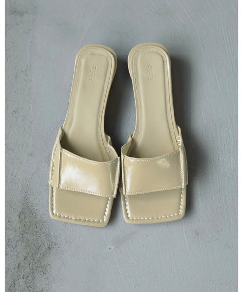 anuke（アンヌーク）の「Square Ecoleather Sandals（サンダル・レディース・ブラック/クリーム/シルバー・36inch/37inch/38inch）」の12枚目の写真