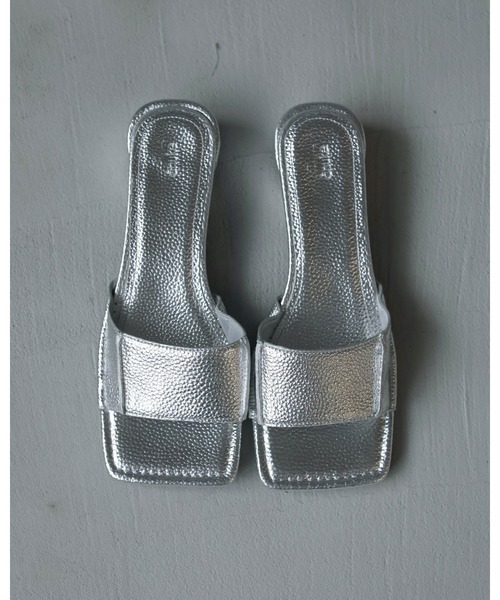 anuke（アンヌーク）の「Square Ecoleather Sandals（サンダル・レディース・ブラック/クリーム/シルバー・36inch/37inch/38inch）」の13枚目の写真