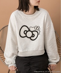 sanrio（サンリオ）の「【HELLO KITTY】リボンデザインショートプルオーバー（スウェット）」
