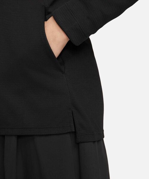NIKE(ナイキ)の「ナイキ Dri-FIT UV アドバンテージ ウィメンズ フルジップ ゴルフトップ / Nike Dri-FIT UV Advantage Women's Full-Zip Golf Top DX1490-010 Black(ジャージ・レディース・ブラック・2XL/L/M/S/XL/XS)」の10枚目の写真