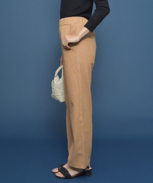 &soiree(アンドソワレ)の「【&soiree】ヘリンボーンストレートパンツ(CP)(その他パンツ・レディース・キャメル/グレー・M)」の5枚目の写真
