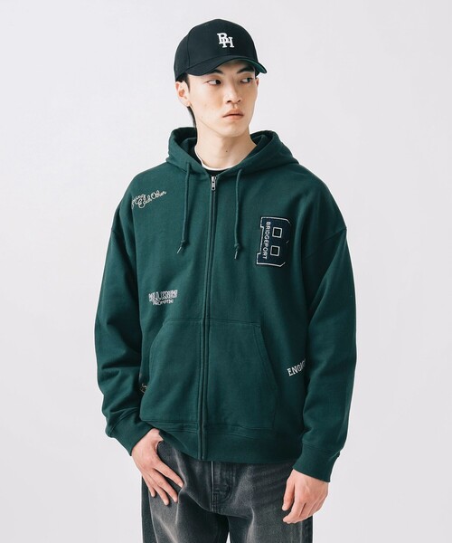 BEAMS HEART（ビームスハート）の「【ユニセックス】レタードワッペン ジップ パーカー（パーカー・メンズ・ライトグレー/ダークグリーン/ネイビー・SMALL/MEDIUM/LARGE）」の2枚目の写真