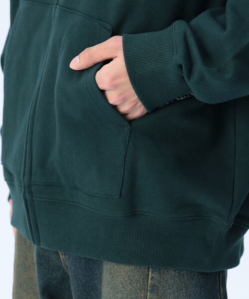 BEAMS HEART（ビームスハート）の「【ユニセックス】レタードワッペン ジップ パーカー（パーカー・メンズ・ライトグレー/ダークグリーン/ネイビー・SMALL/MEDIUM/LARGE）」の18枚目の写真