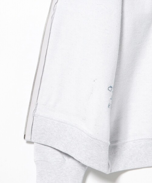 BEAMS HEART（ビームスハート）の「【ユニセックス】レタードワッペン ジップ パーカー（パーカー・メンズ・ライトグレー/ダークグリーン/ネイビー・SMALL/MEDIUM/LARGE）」の5枚目の写真